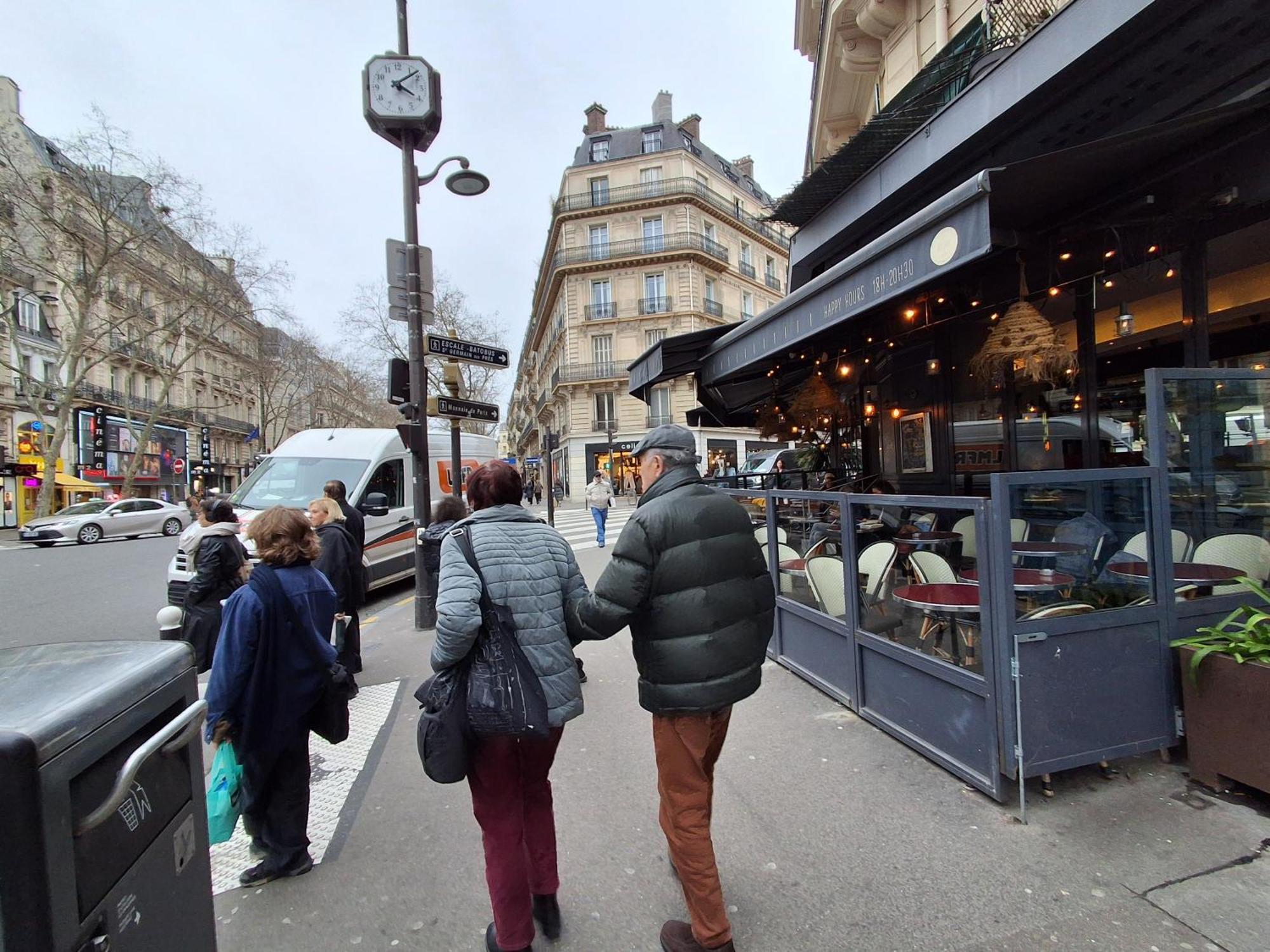 Homestay Montparnasse,romantique Place ,center,4minslouvre , Notre Dame De And Eiffel Tour